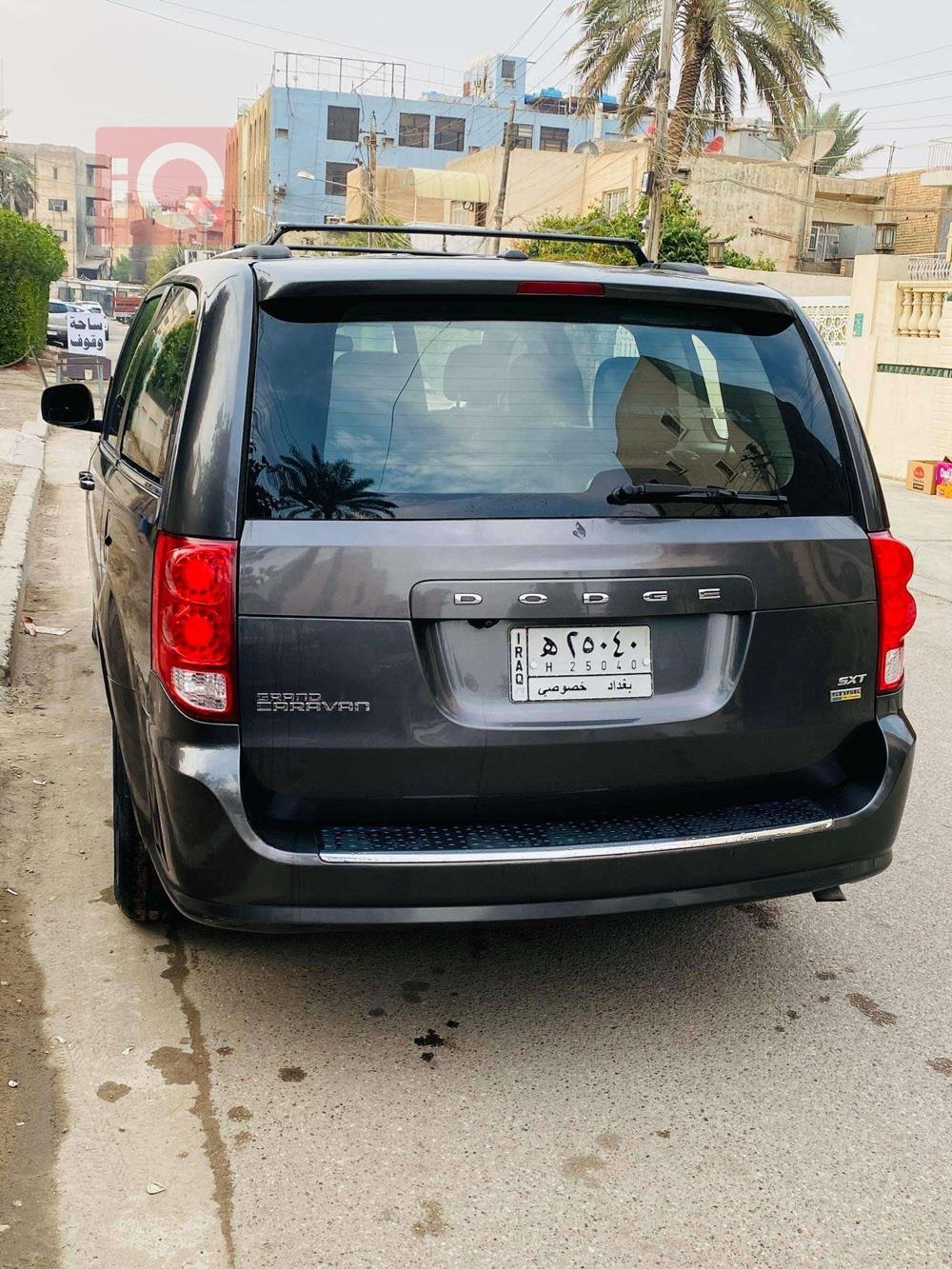 دودج كارافان
